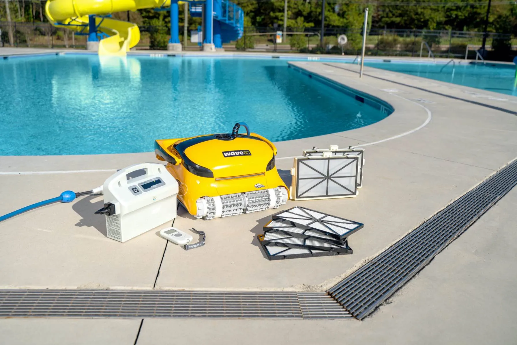 Dolphin Wave 80 Pool Cleaner