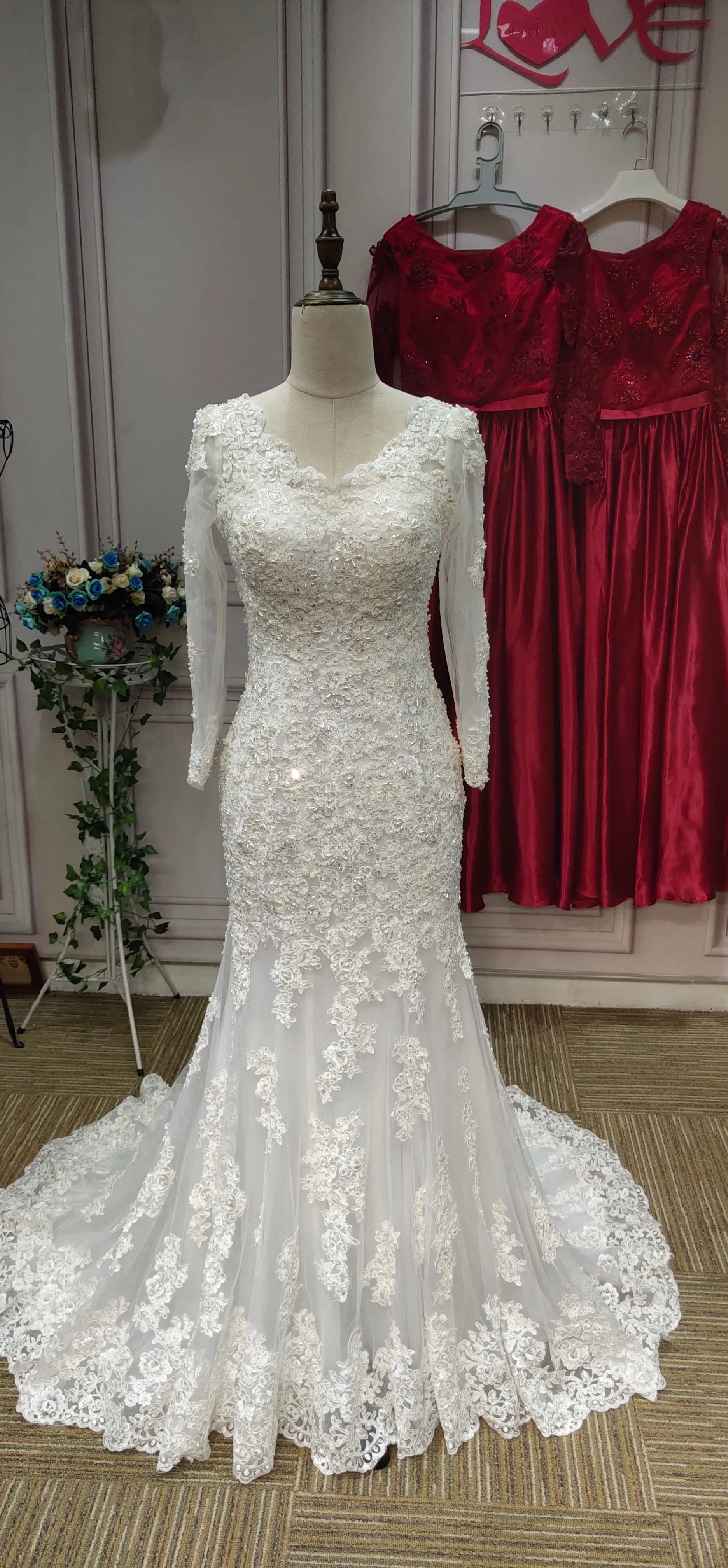 Gorgeous long sleeves alecon lace mermaid wedding dress 2021 #112207