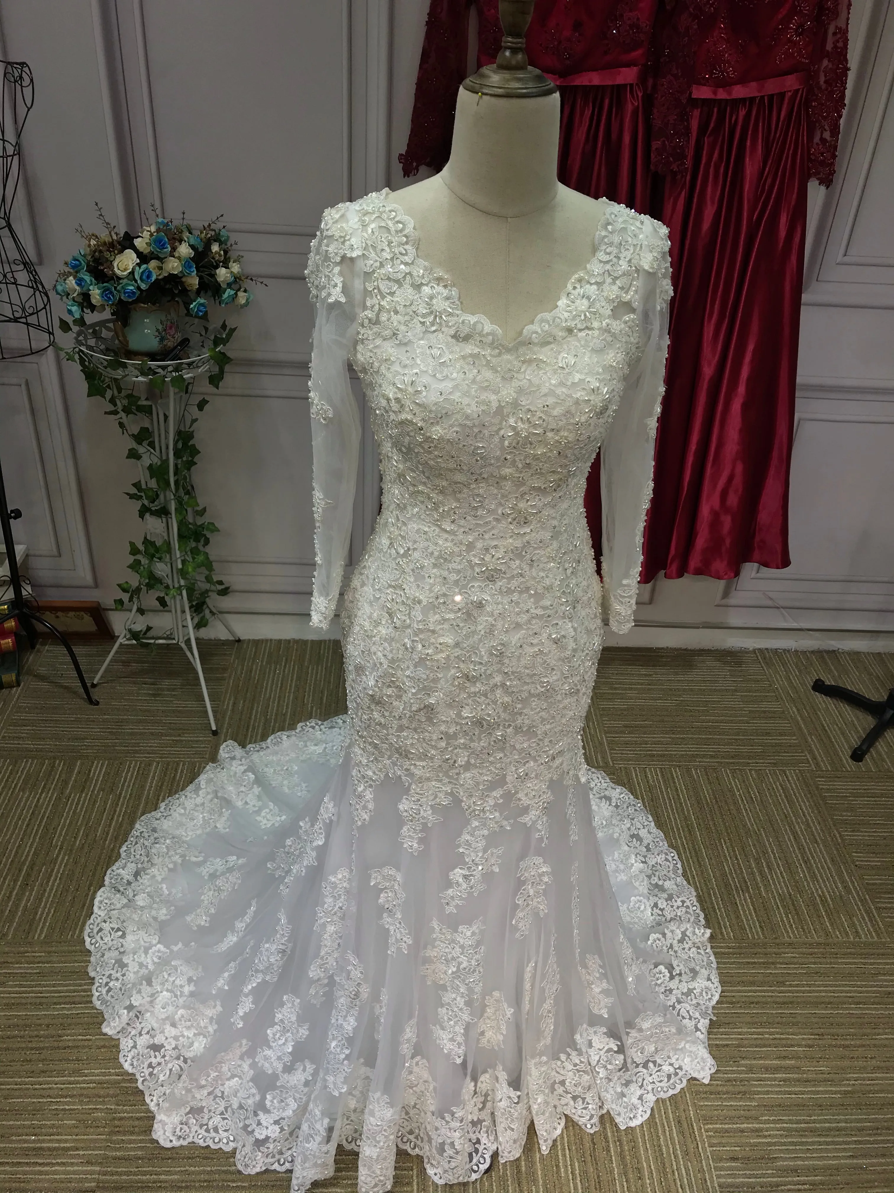 Gorgeous long sleeves alecon lace mermaid wedding dress 2021 #112207