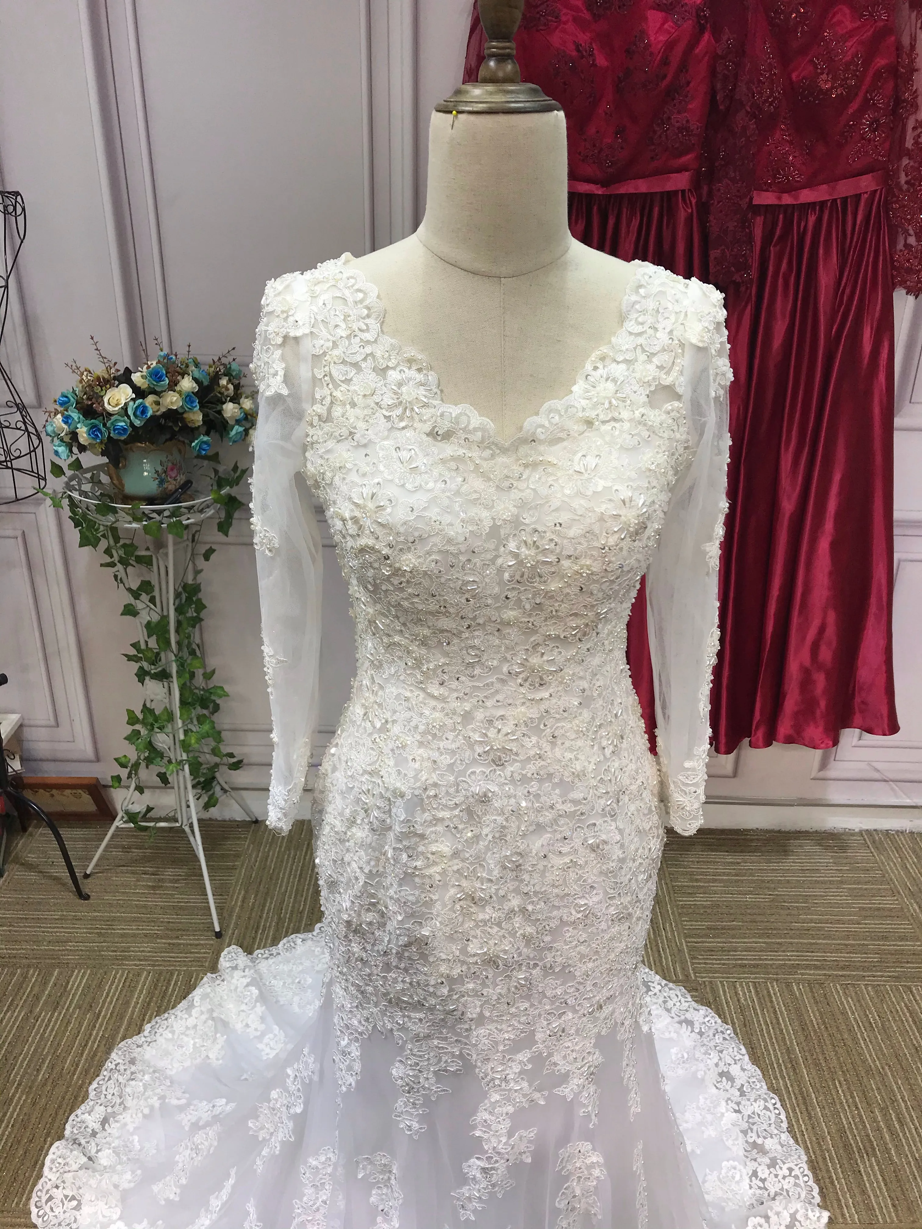 Gorgeous long sleeves alecon lace mermaid wedding dress 2021 #112207