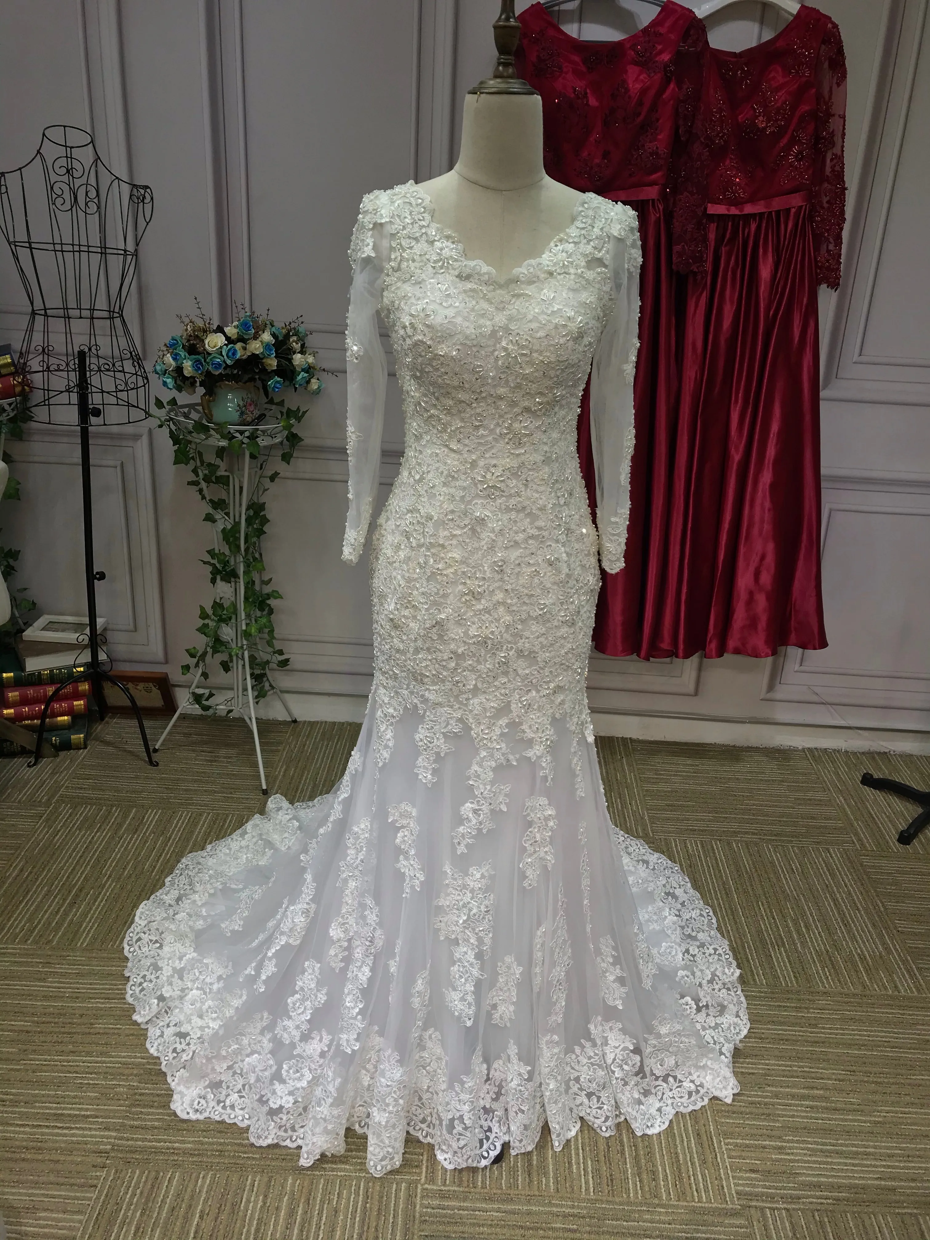 Gorgeous long sleeves alecon lace mermaid wedding dress 2021 #112207