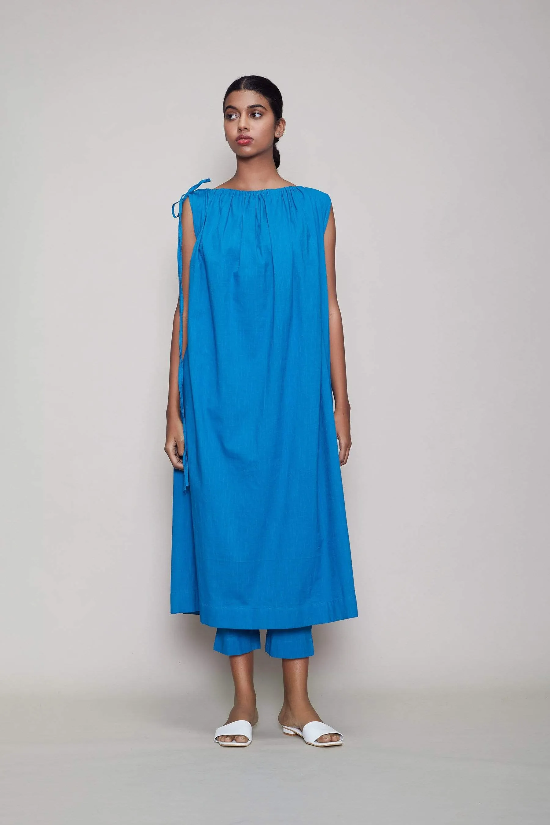 Mati Yupa Aakaar Dress - Blue